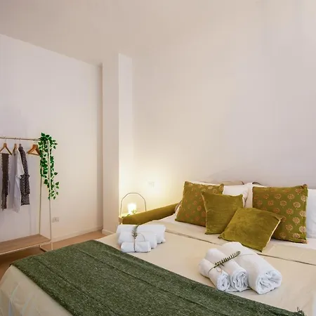 Puglia5stars Stazione Urban Apartment Bari