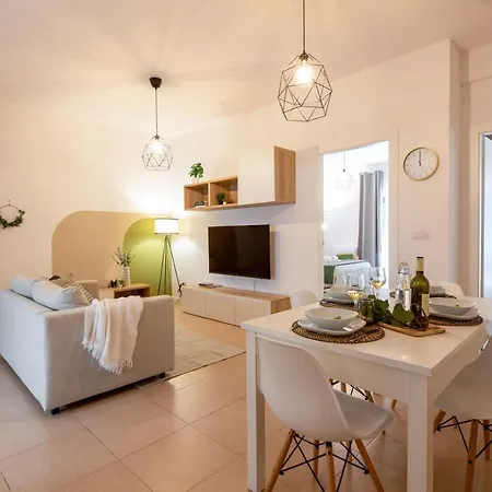 Puglia5stars Stazione Urban *